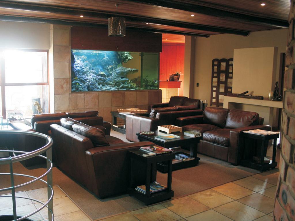 A La Martha'S Air-Port Guest House Port Elizabeth Exteriör bild
