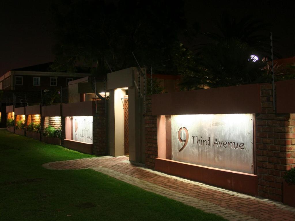 A La Martha'S Air-Port Guest House Port Elizabeth Exteriör bild